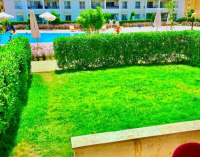 بالميرا العين السخنة – شاليه ارضي بحديقة غرفتين وحمامين امام البسين مباشرة