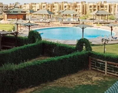 العين السخنة بلو باي اسيا – فيلا دوبلكس 3 غرف 2 حمام بجاردن مميزة وفيو على حمام السباحة