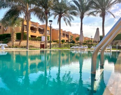 العين السخنة ماونتن فيو 1 – شاليه دور ثاني 3 غرف 2 حمام بروف خاص وفيو على حمام السباحة