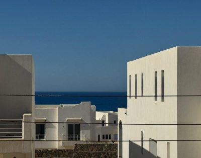 جفيرا راس الحكمة_شالية فاخر 4غرف 5حمام أرضي بجاردن يرى البحر